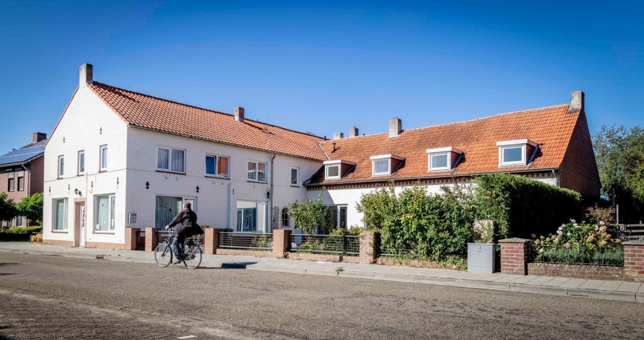 B&B Antoniushoeve Lomm Εξωτερικό φωτογραφία